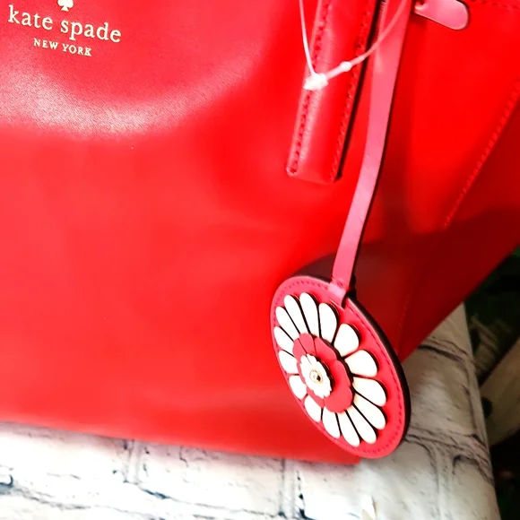 Kate Spade ● Rosa Daisy Medium Tote - Picture 8 of 11